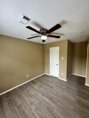 6910 Bayou Crest Drive Houston TX 77088