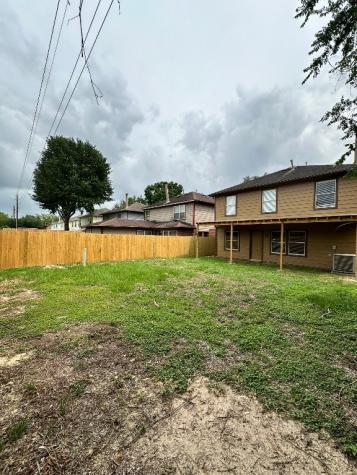 6910 Bayou Crest Drive Houston TX 77088
