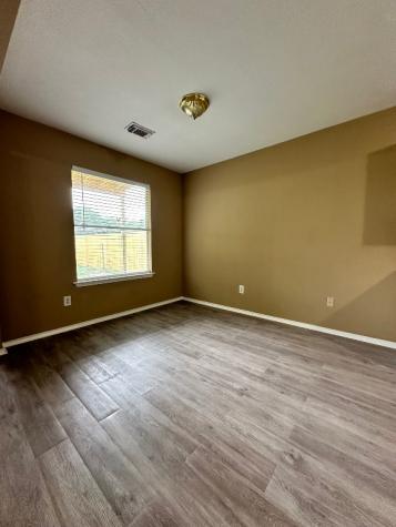 6910 Bayou Crest Drive Houston TX 77088