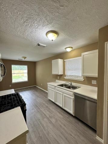 6910 Bayou Crest Drive Houston TX 77088