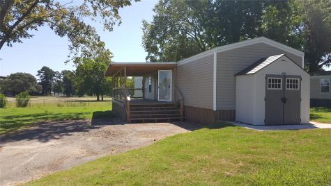 104 Young Street Willis TX 77378
