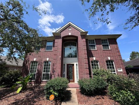 10007 Hidden Falls Drive Pearland TX 77584