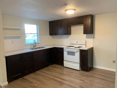219 Cleveland Street Sealy TX 77474