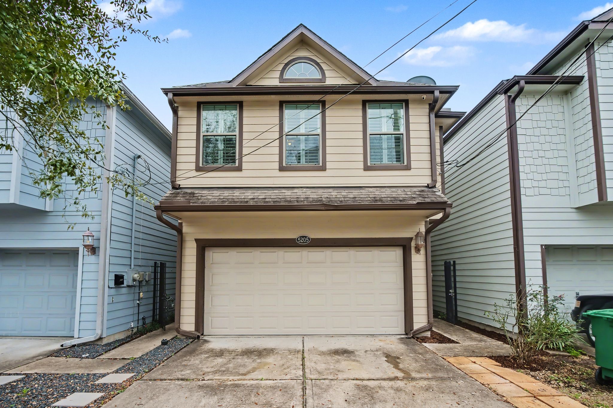 5205 Larkin Street Houston TX 77007