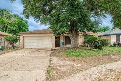 8910 Lazy River Lane Houston TX 77088