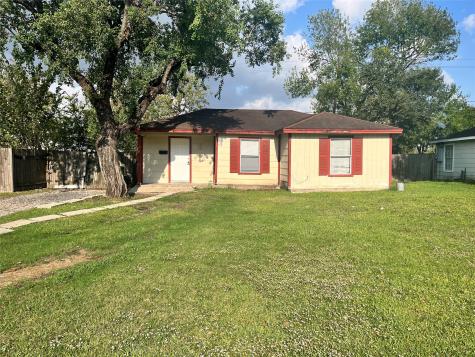 1317 Bernard Street Pasadena TX 77506