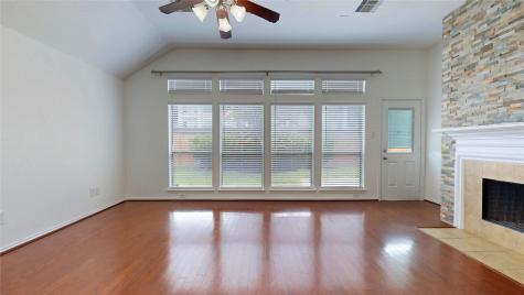 2001 Balsam Lake Lane Pearland TX 77584