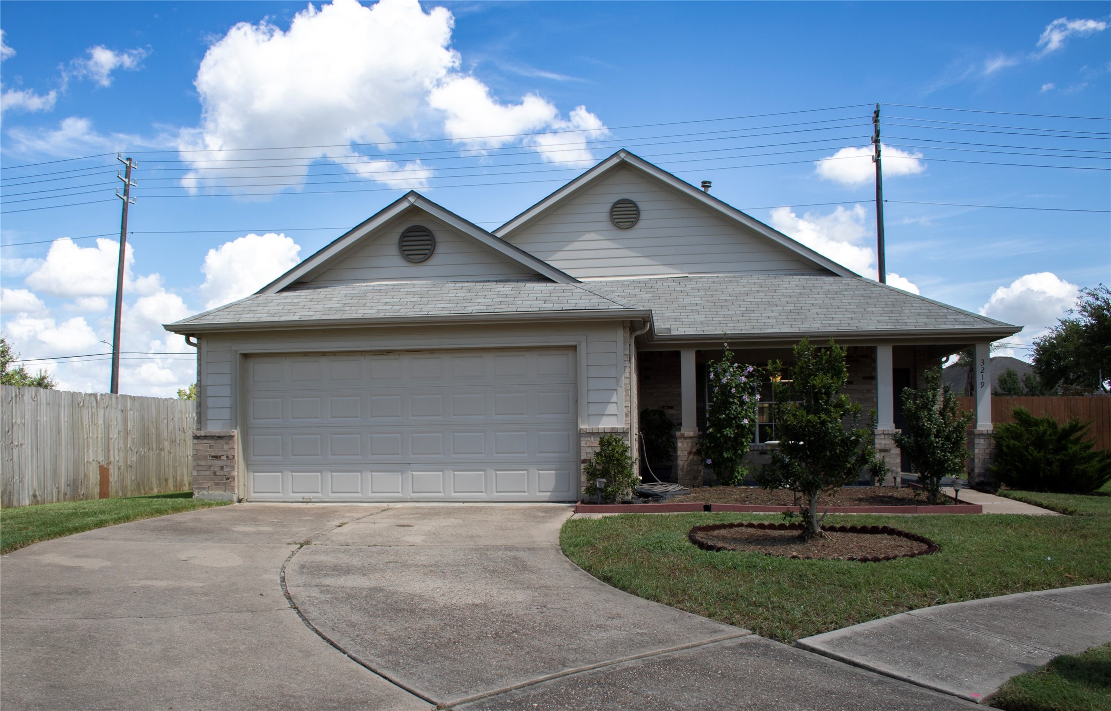 3219 Maryfield Lane Pearland TX 77581