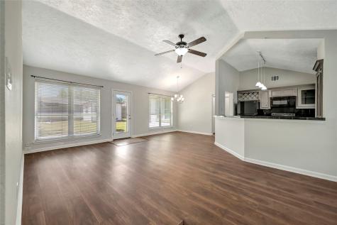 2505 Drummer Drive League City TX 77573