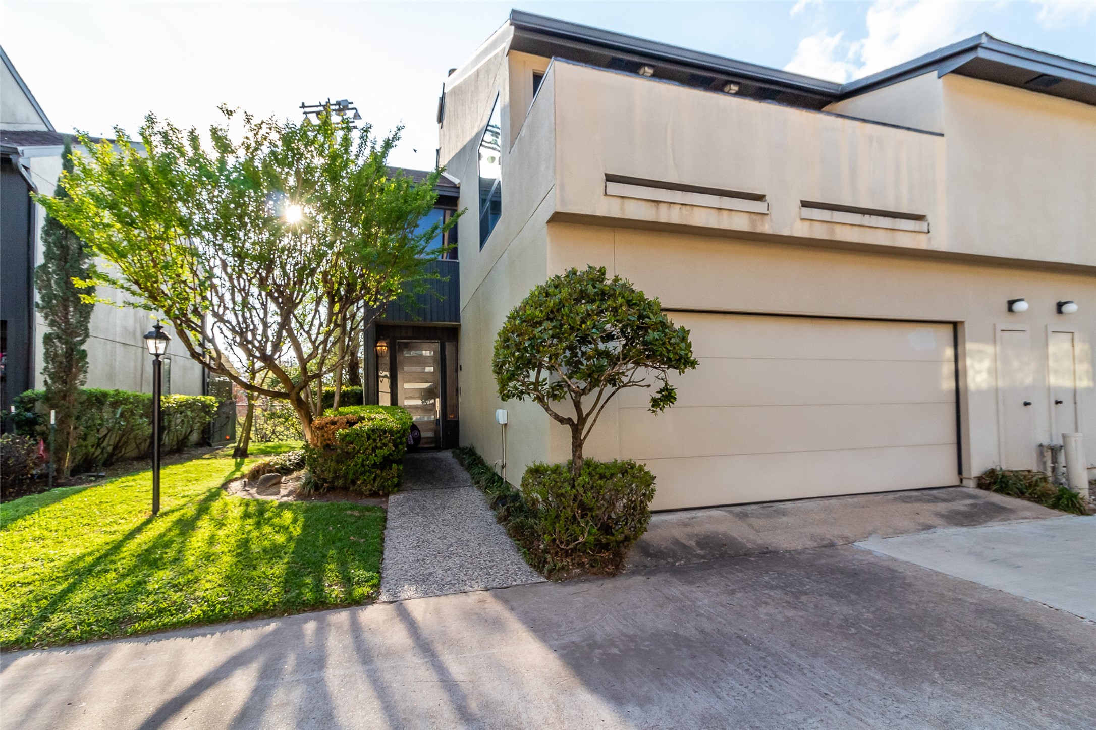 1112 Bering Drive 36 Houston TX 77057