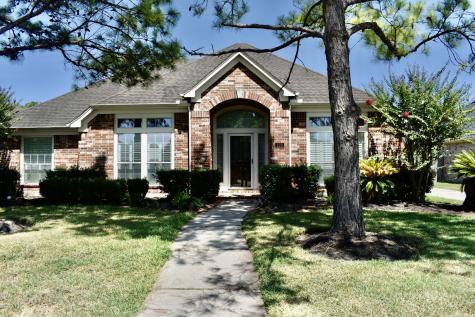103 Arbor Springs Lane Dickinson TX 77539