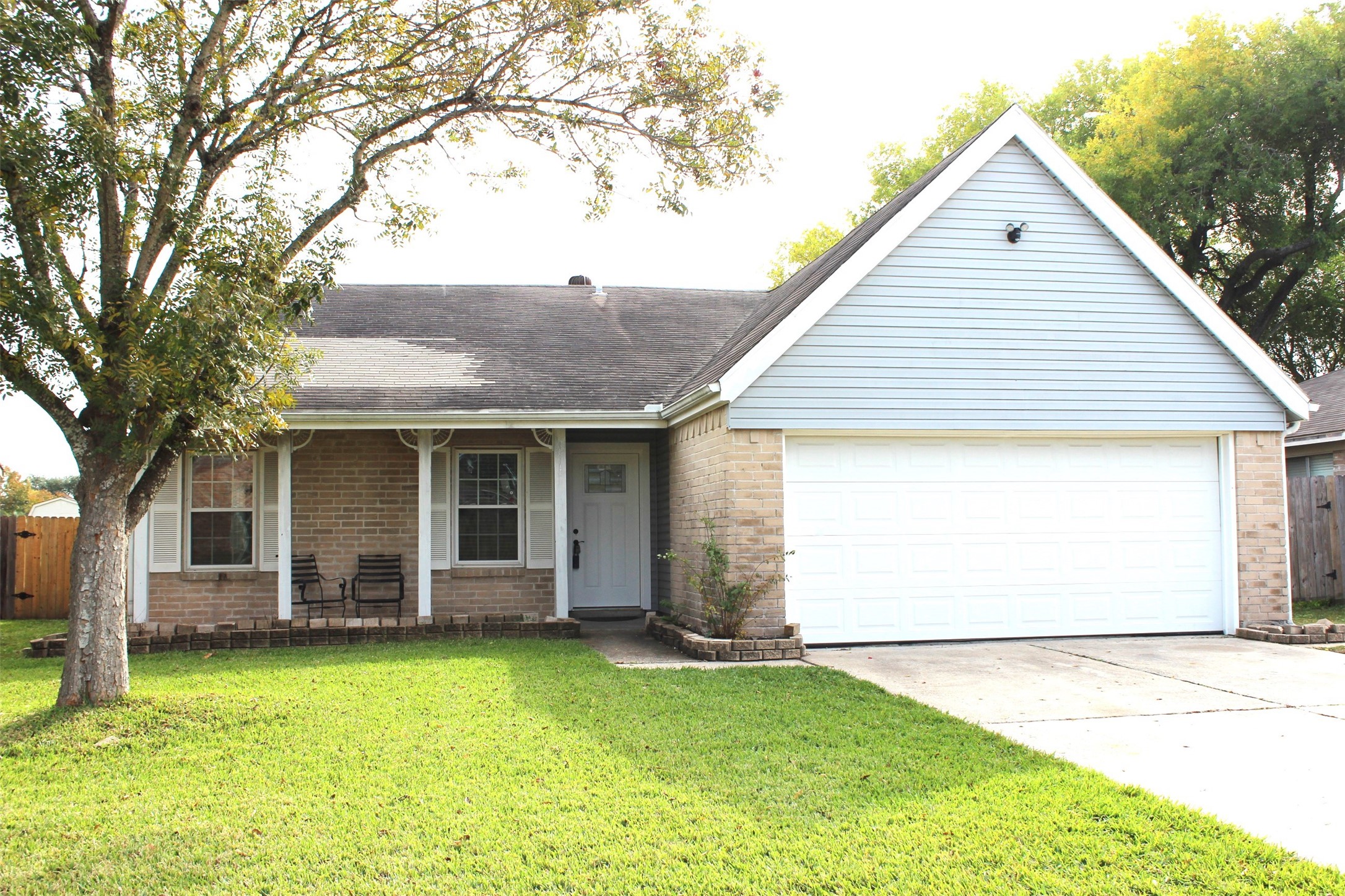 805 Willow Creek Drive La Porte TX 77571