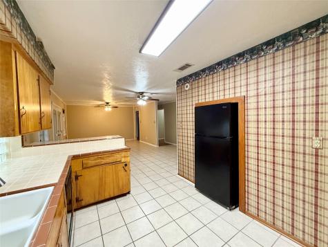 2203 Wayside Drive Brenham TX 77833