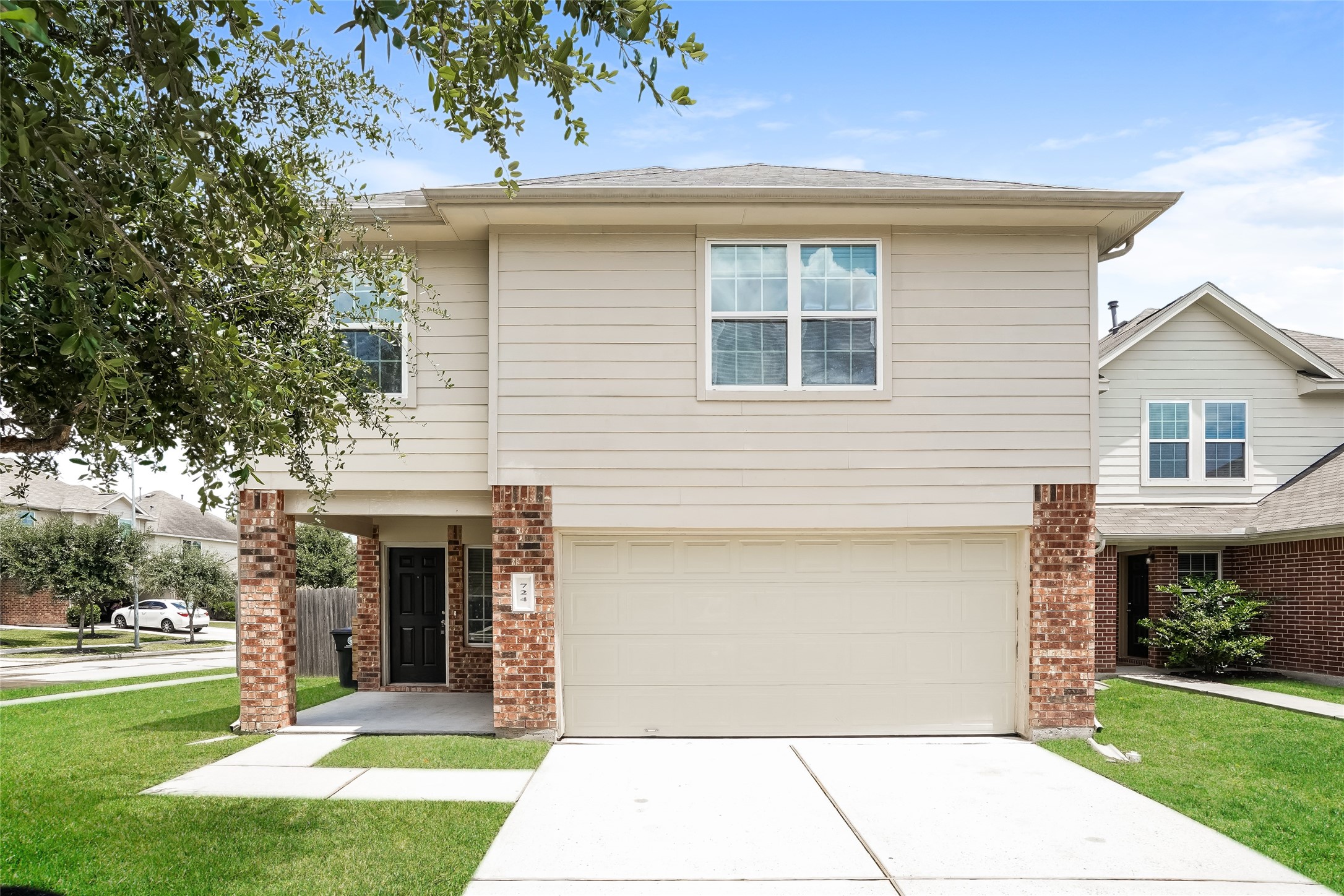 724 S Ella Creek Drive Houston TX 77067