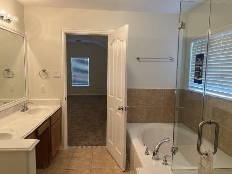 5003 Fjord Court Houston TX 77066