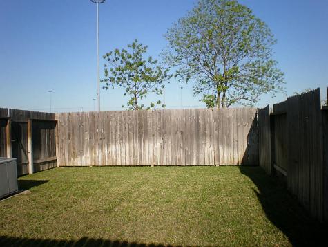 5003 Fjord Court Houston TX 77066