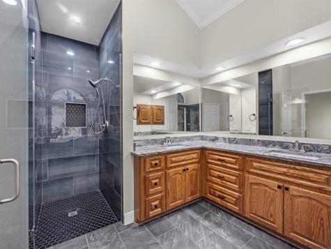 2715 Penmere Court Kingwood TX 77345
