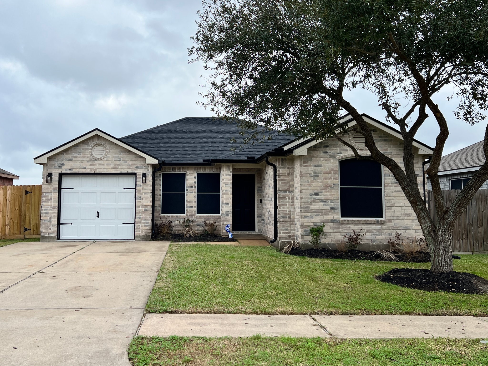 5411 Rio Alamo Street Rosharon TX 77583