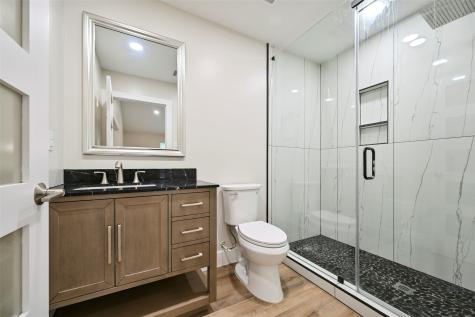 10930 White Thorn Street Houston TX 77016