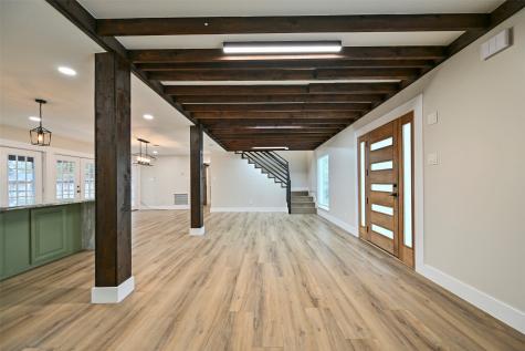 10930 White Thorn Street Houston TX 77016