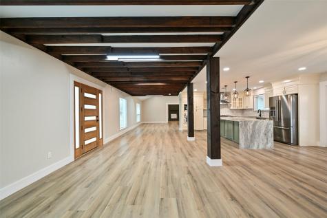10930 White Thorn Street Houston TX 77016