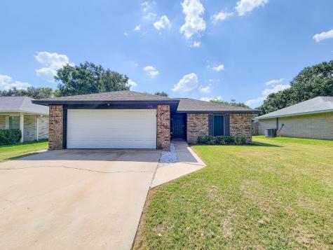 4916 Sandalwood Avenue Rosenberg TX 77471