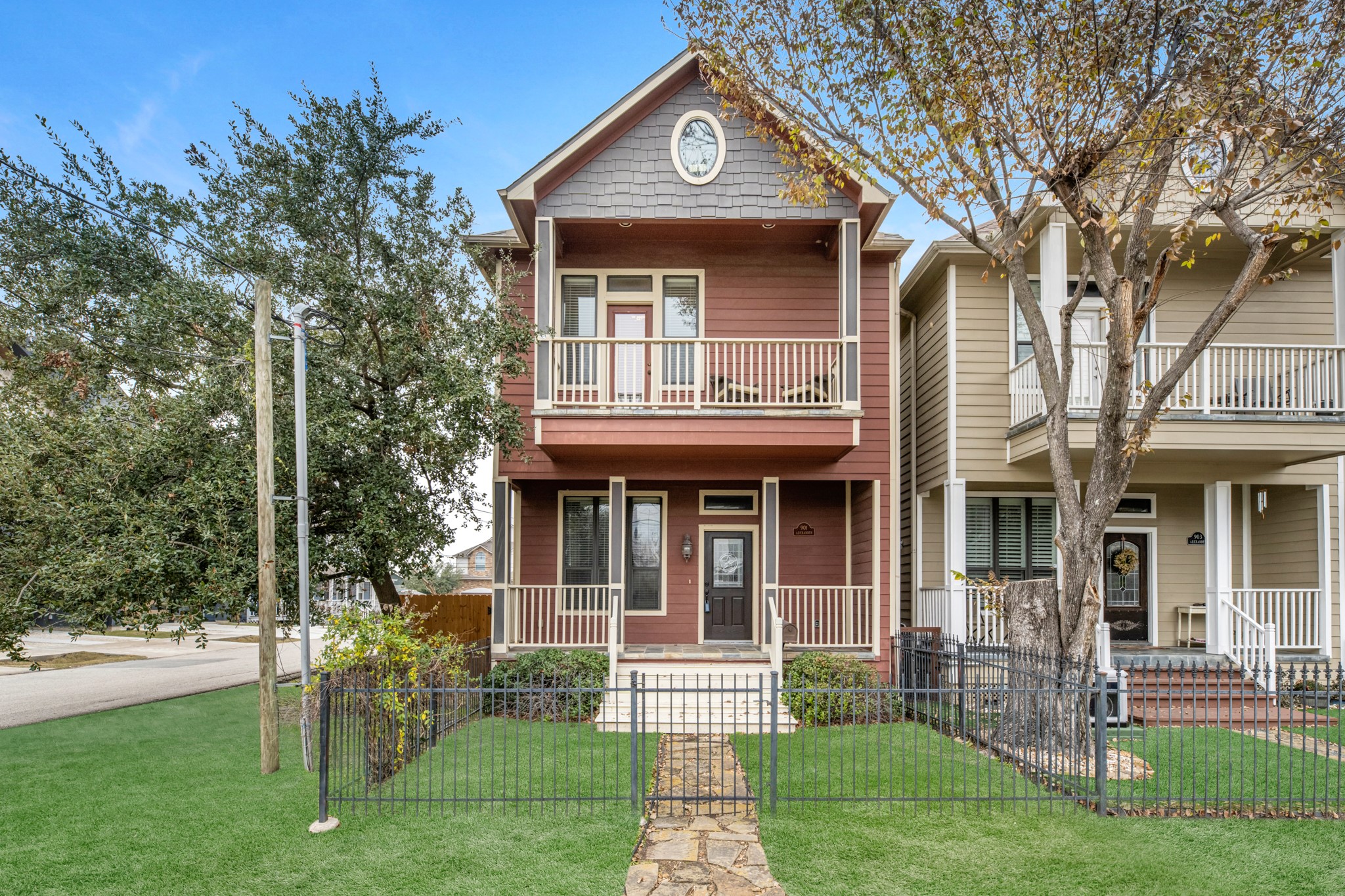 901 Alexander Street Houston TX 77008