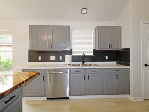 749 Grassy Knoll Lane La Marque TX 77568