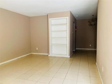 5625 Antoine Drive 607 Houston TX 77091