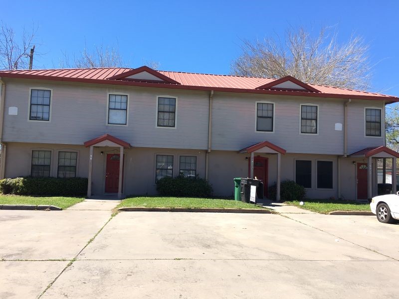 7705 Beckley Street Houston TX 77088