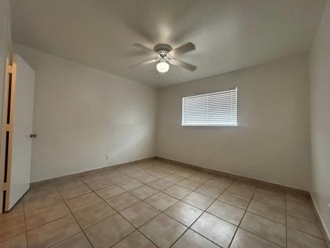 1010 S Wayside Drive 406 Houston TX 77023