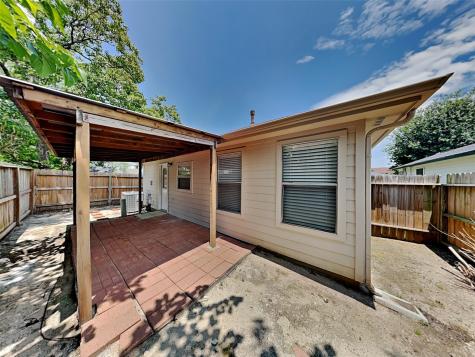 1043 Somercotes Lane Channelview TX 77530