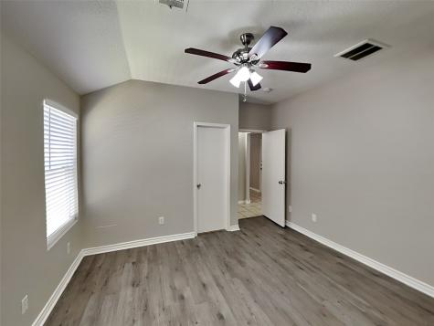 1043 Somercotes Lane Channelview TX 77530