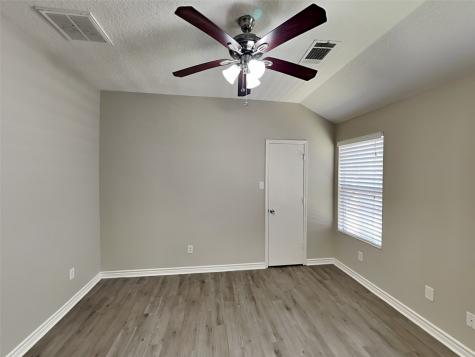 1043 Somercotes Lane Channelview TX 77530