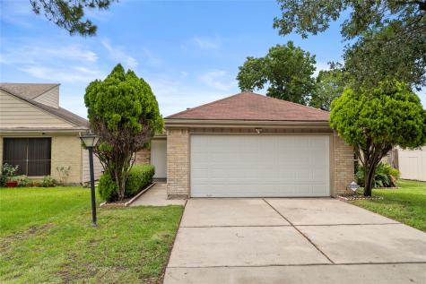 11122 High Star Drive Houston TX 77072