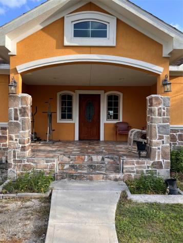 995 Road 5003 Cleveland TX 77327