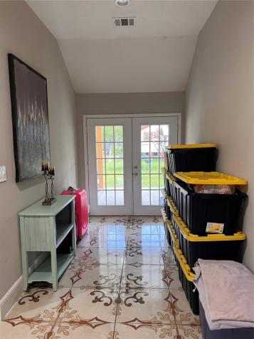 995 Road 5003 Cleveland TX 77327