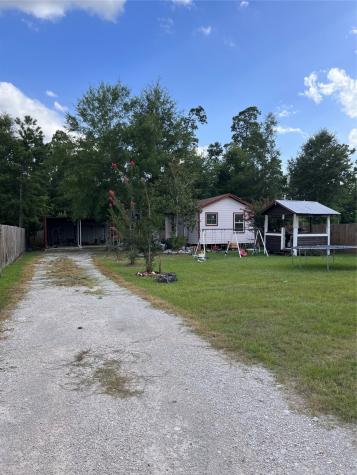 995 Road 5003 Cleveland TX 77327