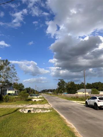995 Road 5003 Cleveland TX 77327