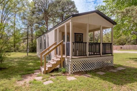 25 Starlite Drive Huntsville TX 77320