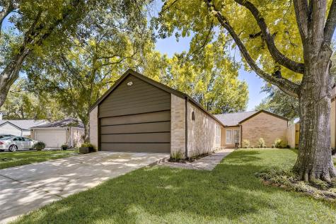 1371 Beaujolais Lane Houston TX 77077