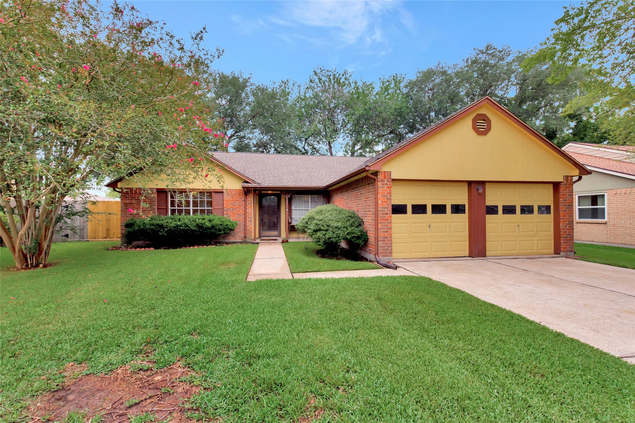 415 Pine Mills Drive League City TX 77573