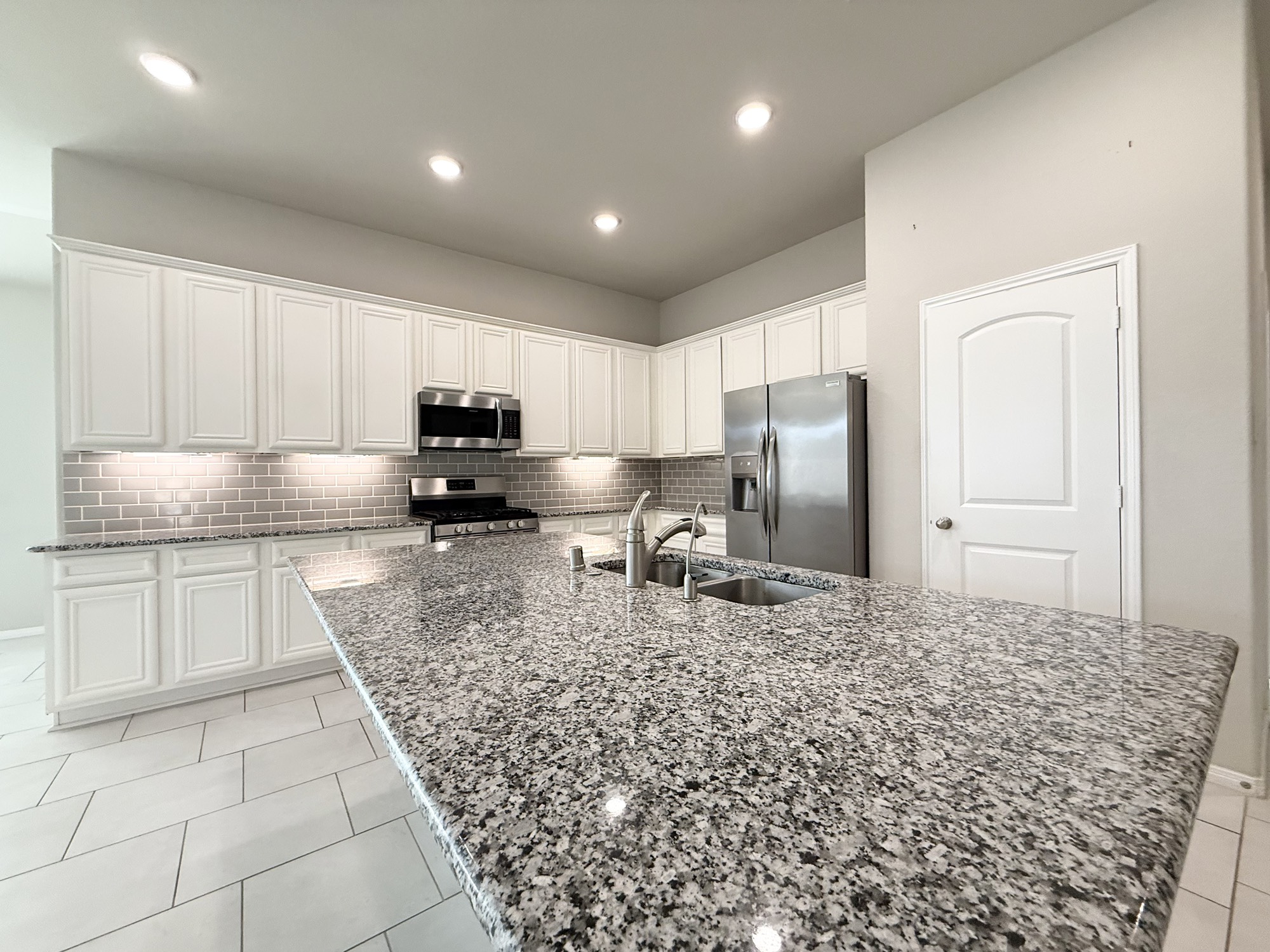 8419 Erasmus Landing Court Houston TX 77044