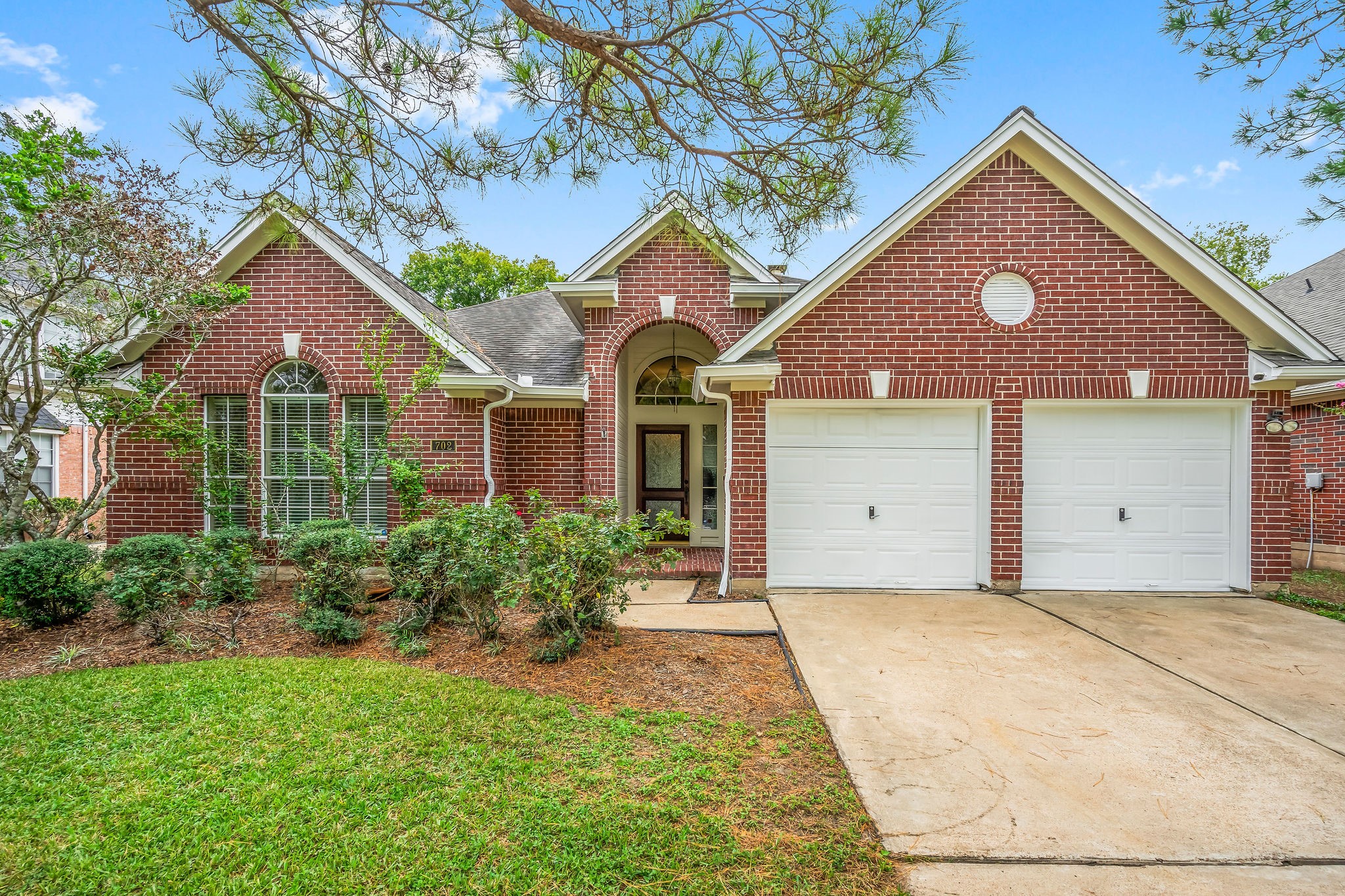 702 Knoll Forest Drive Sugar Land TX 77479