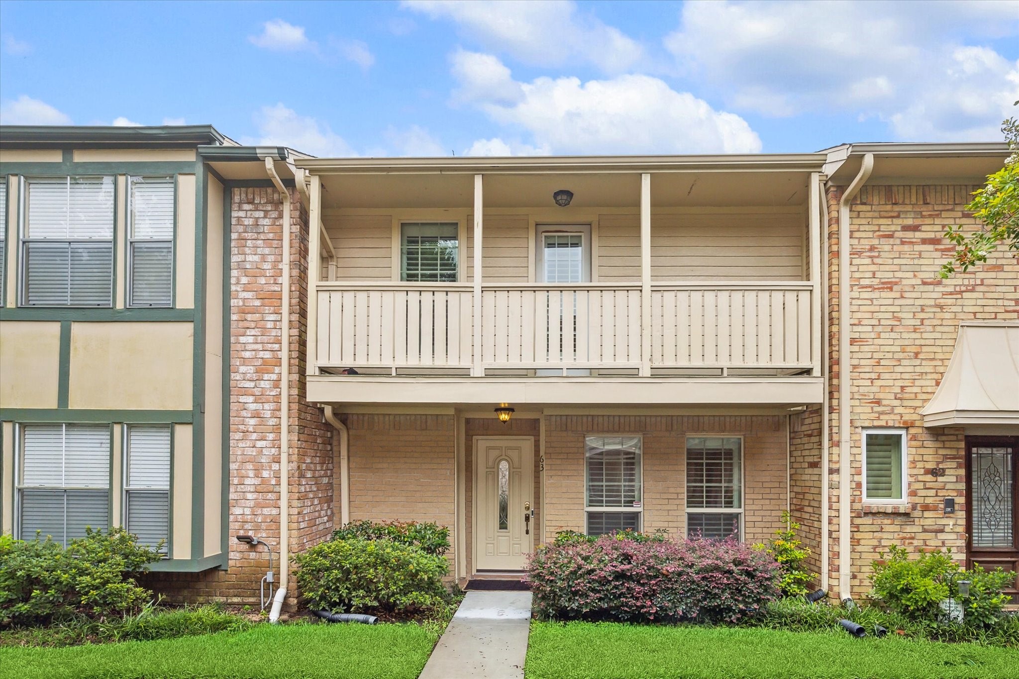 727 Bunker Hill Road 63 Houston TX 77024