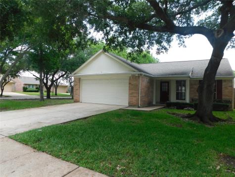 4403 Alamo Avenue Sugar Land TX 77479