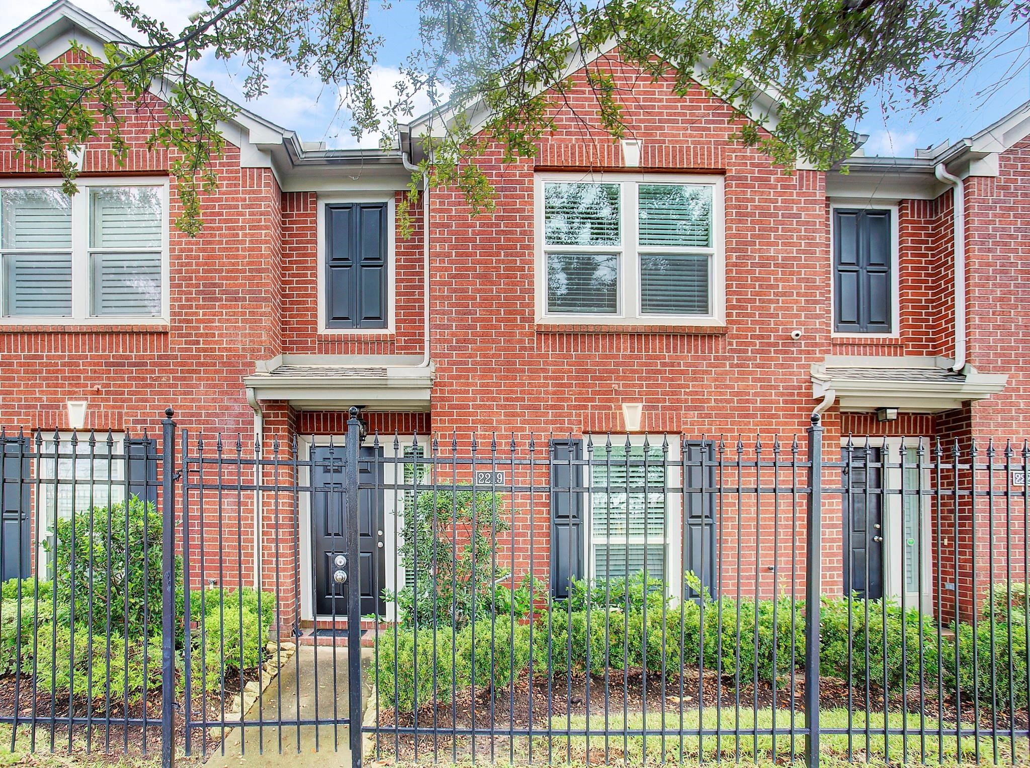 2219 Runnels Street Houston TX 77003