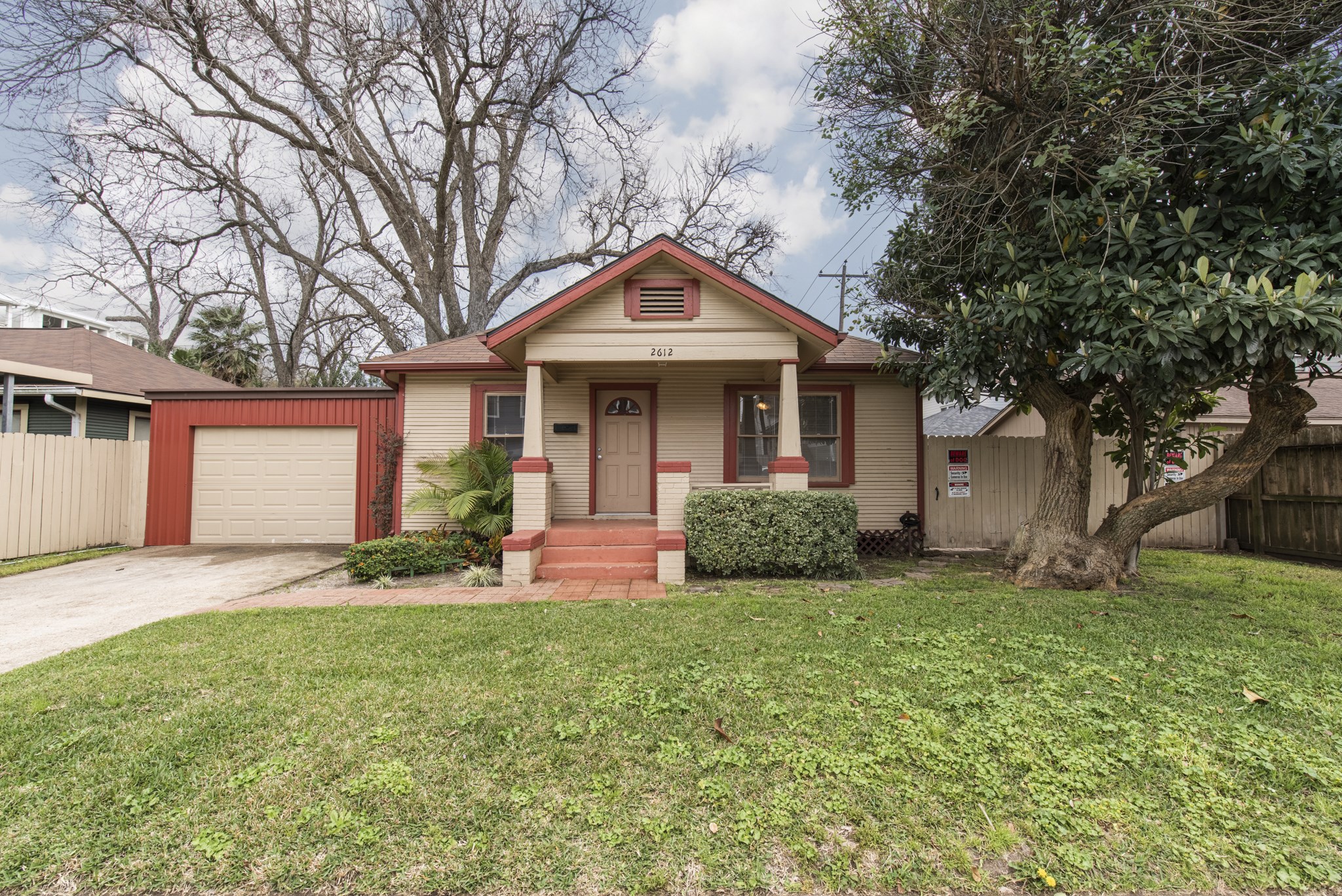 2612 Harvard Street Houston TX 77008