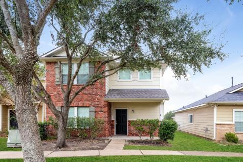 1525 Claremont Garden Circle Houston TX 77047