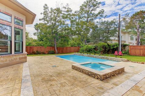325 Bunker Hill Road Houston TX 77024